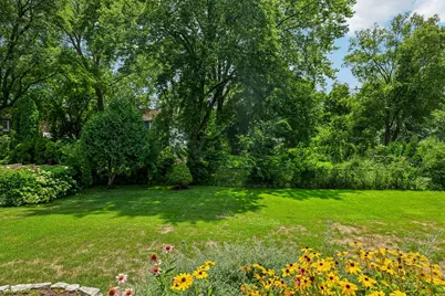 5576  Angle Lane Ln, Greendale, WI 53129 - Photo 21