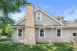 624 S 105th St, West Allis, WI 53214 - Photo 15