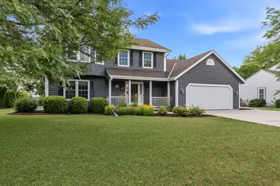 W170N5141  Fair Oak Pkwy, Menomonee Falls, WI 53051 - Photo 47