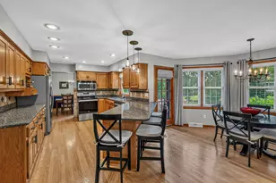 W170N5141 Fair Oak Pkwy, Menomonee Falls, WI 53051 - Photo 27