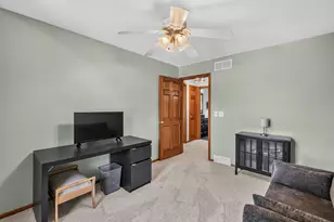 W170N5141 Fair Oak Pkwy, Menomonee Falls, WI 53051 - Photo 39