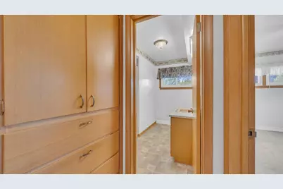 903 N 27th St, Sheboygan, WI 53081 - Photo 17