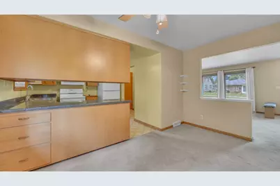 903 N 27th St, Sheboygan, WI 53081 - Photo 9