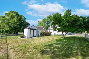 329 N Broad St, Elkhorn, WI 53121 - Photo 25