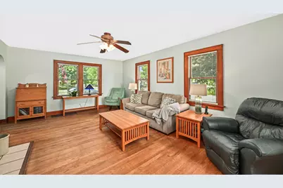 329 N Broad St, Elkhorn, WI 53121 - Photo 5