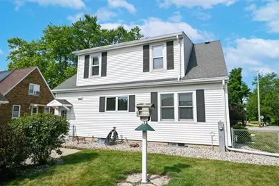 329 N Broad St, Elkhorn, WI 53121 - Photo 23