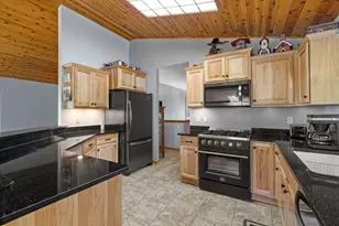 26423 S Wind Lake Rd, Racine, WI 53185 - Photo 11