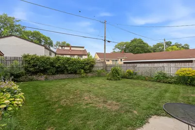 4045 S Hately Ave Ave, Saint Francis, WI 53235 - Photo 21