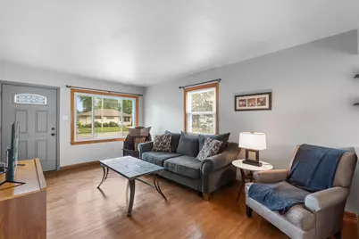 4045 S Hately Ave Ave, Saint Francis, WI 53235 - Photo 3