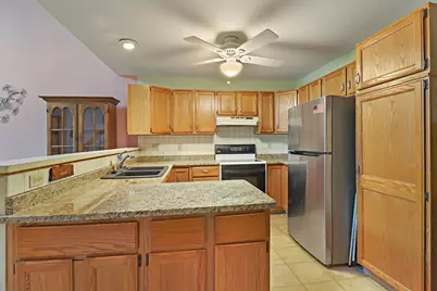 3809  Wyoming Way, Racine, WI 53404 - Photo 5