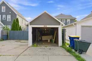 1564 S 77th St, West Allis, WI 53214 - Photo 43