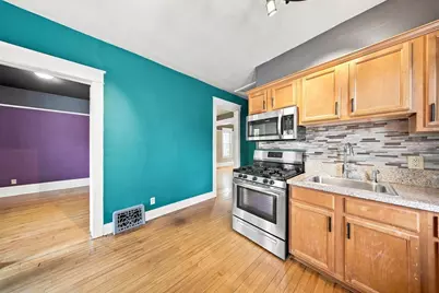 1564 S 77th St, West Allis, WI 53214 - Photo 9