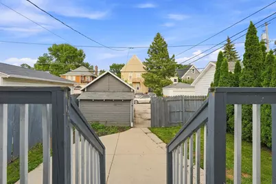 1564 S 77th St, West Allis, WI 53214 - Photo 37