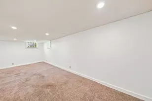 1564 S 77th St, West Allis, WI 53214 - Photo 27