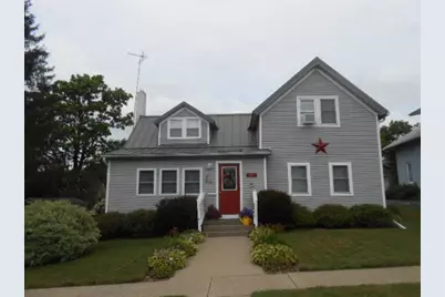 721  Field Ave, Hillsboro, WI 54634 - Photo 3