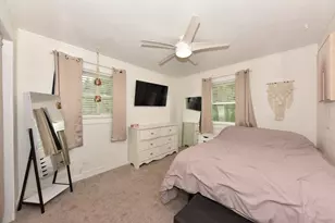 400 Indiana Ct, West Bend, WI 53095 - Photo 13