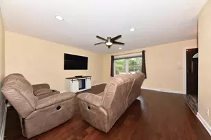 400 Indiana Ct, West Bend, WI 53095 - Photo 5