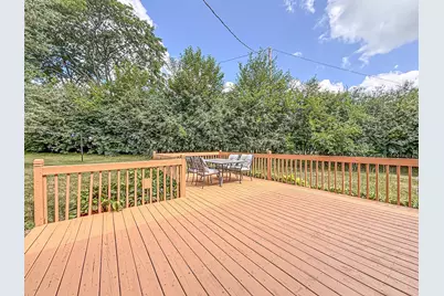 N51W16590  Fair Oak Ct, Menomonee Falls, WI 53051 - Photo 27
