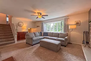 N51W16590 Fair Oak Ct, Menomonee Falls, WI 53051 - Photo 7