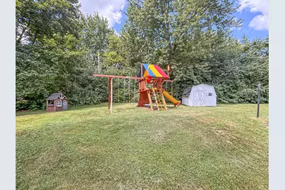 N51W16590  Fair Oak Ct, Menomonee Falls, WI 53051 - Photo 33