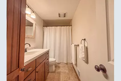 N51W16590  Fair Oak Ct, Menomonee Falls, WI 53051 - Photo 25
