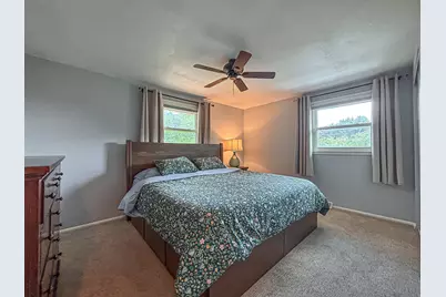 N51W16590  Fair Oak Ct, Menomonee Falls, WI 53051 - Photo 21