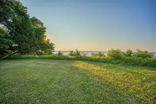580 Lake Shore Rd, Grafton, WI 53024 - Photo 31