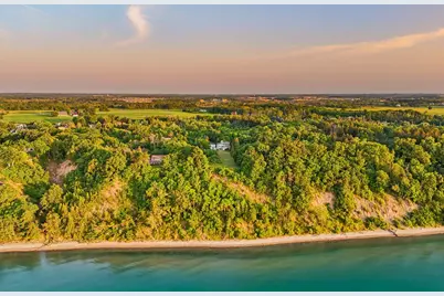 580  Lake Shore Rd, Grafton, WI 53024 - Photo 35