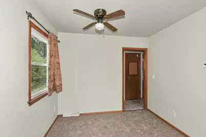 5111  Maplewood Dr #5113, Greendale, WI 53129 - Photo 23