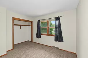 5111 Maplewood Dr, Greendale, WI 53129 - Photo 21