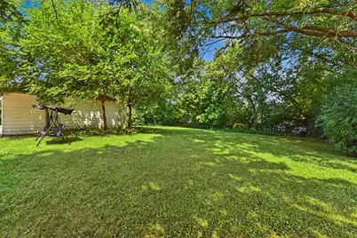 5111  Maplewood Dr #5113, Greendale, WI 53129 - Photo 5