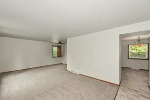 5111 Maplewood Dr, Greendale, WI 53129 - Photo 9