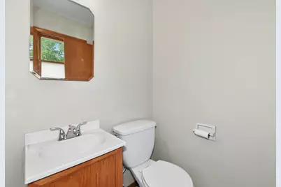 5111  Maplewood Dr #5113, Greendale, WI 53129 - Photo 11