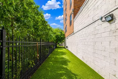 1111 N Marshall St #205, Milwaukee, WI 53202 - Photo 31