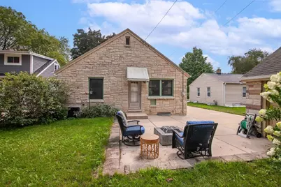 638 N Hine Ave, Waukesha, WI 53188 - Photo 27