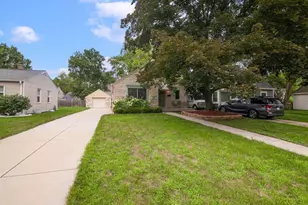 638 N Hine Ave, Waukesha, WI 53188 - Photo 33