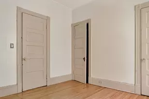 2951 N Farwell Ave, Milwaukee, WI 53211 - Photo 23