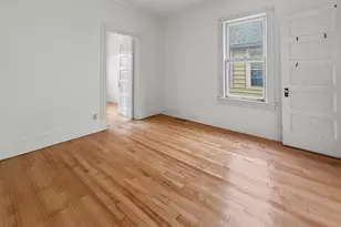 2951 N Farwell Ave, Milwaukee, WI 53211 - Photo 13