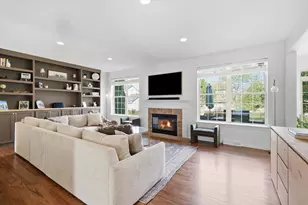 917 Parkton Dr, Waukesha, WI 53189 - Photo 11