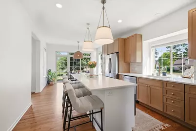 917  Parkton Dr, Waukesha, WI 53189 - Photo 7