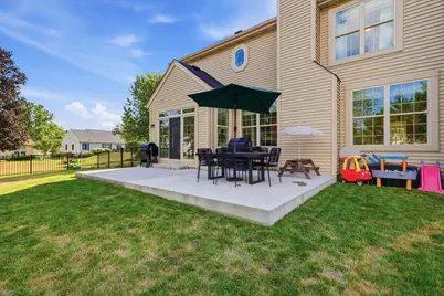 917  Parkton Dr, Waukesha, WI 53189 - Photo 29