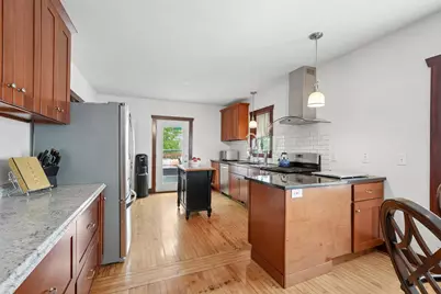 1731 E Bennett Ave, Milwaukee, WI 53207 - Photo 17