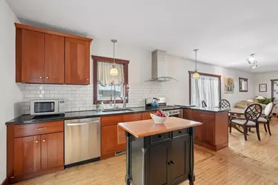 1731 E Bennett Ave, Milwaukee, WI 53207 - Photo 15
