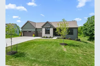 W194N15787  East Gate Ct, Jackson, WI 53037 - Photo 3