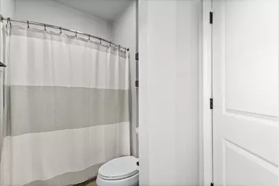 W194N15787  East Gate Ct, Jackson, WI 53037 - Photo 35