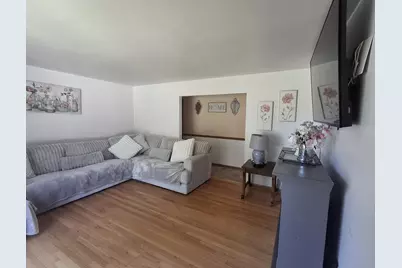 2537 W Bridge St #2539, Milwaukee, WI 53221 - Photo 9