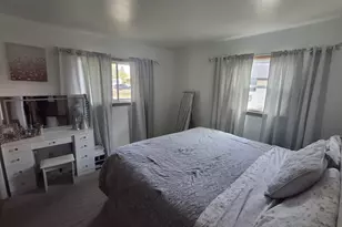 2537 W Bridge St, Milwaukee, WI 53221 - Photo 11