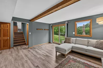 W276N1228  Spring Hill Dr, Pewaukee, WI 53072 - Photo 15