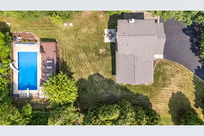 W276N1228  Spring Hill Dr, Pewaukee, WI 53072 - Photo 39