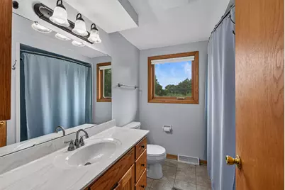 W276N1228  Spring Hill Dr, Pewaukee, WI 53072 - Photo 21